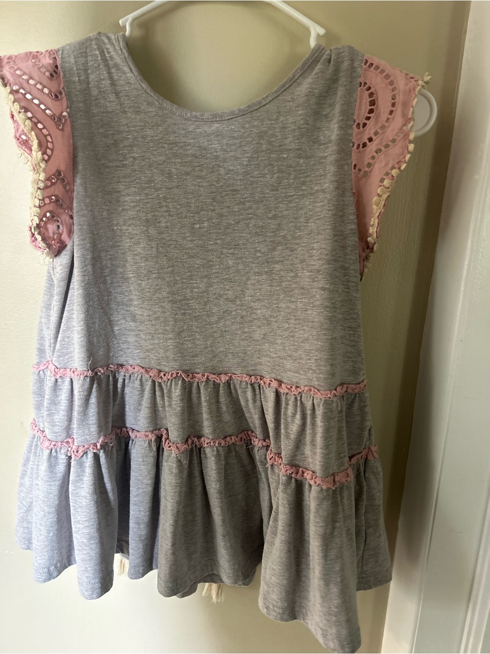 Women’s Grey & Pink Ruffle Sleeve Tunic Top